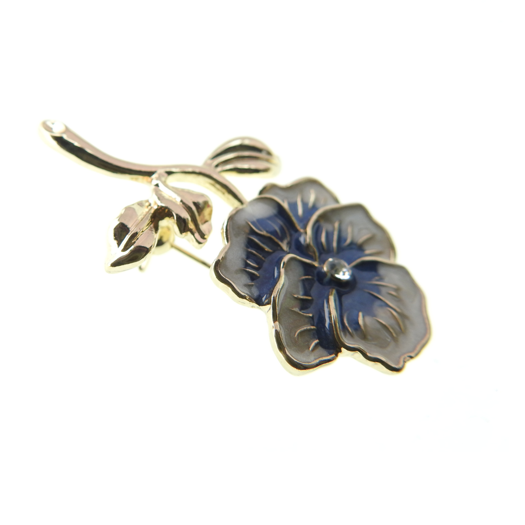 Pansy pin