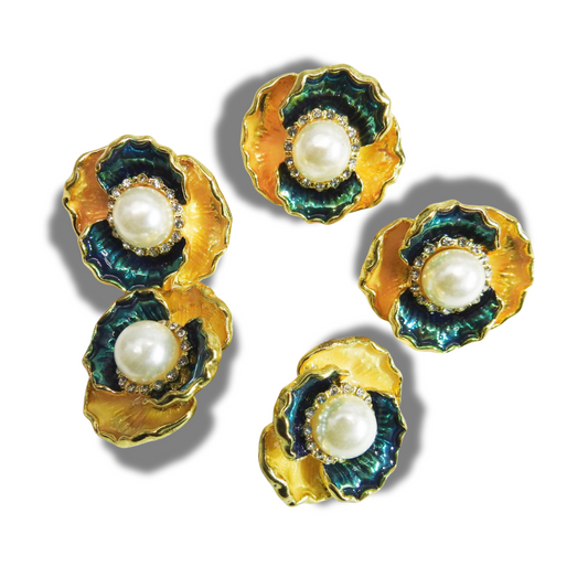 Decorative flower button snap fasteners