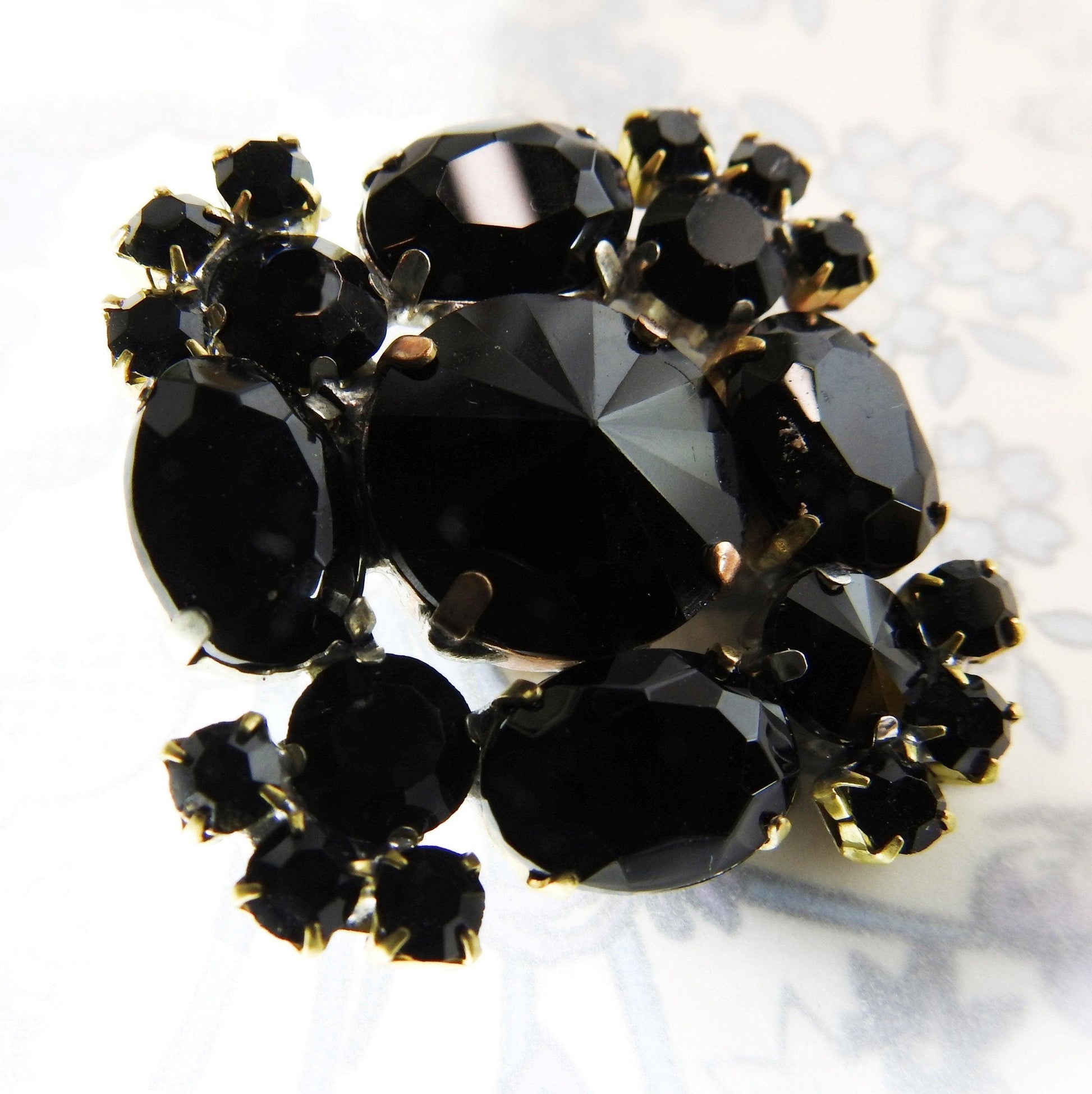 black jewel buttons