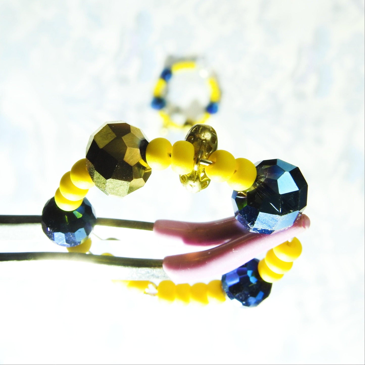 Electric blue earrings hoops with sunny yellow and indigo flashy beads. Eye-catching, boho, dangly with vibrant colors. Handmade, 30 mm