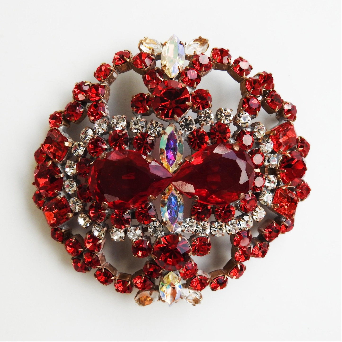 Czech rhinestone broach pin