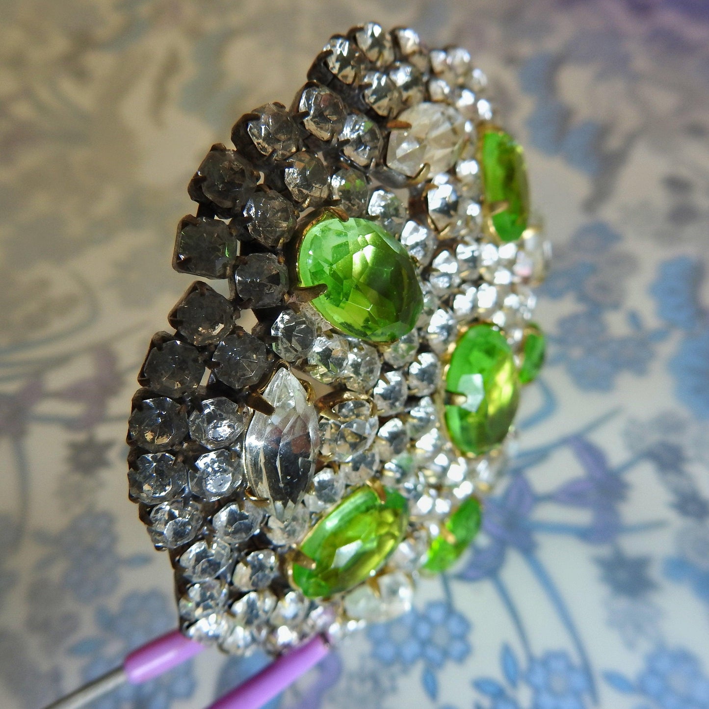 Elegant Austrian crystal brooch pin, retro green brooch, jewelry gift for her from husband, unique broach costume jewelry, gift for wife