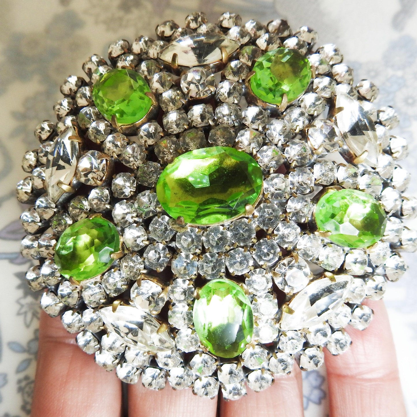 Elegant Austrian crystal brooch pin, retro green brooch, jewelry gift for her from husband, unique broach costume jewelry, gift for wife