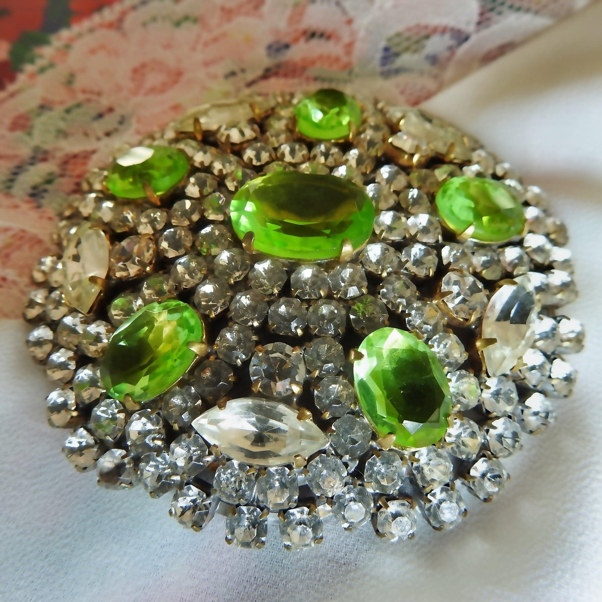 Elegant Austrian crystal brooch pin, retro green brooch, jewelry gift for her from husband, unique broach costume jewelry, gift for wife