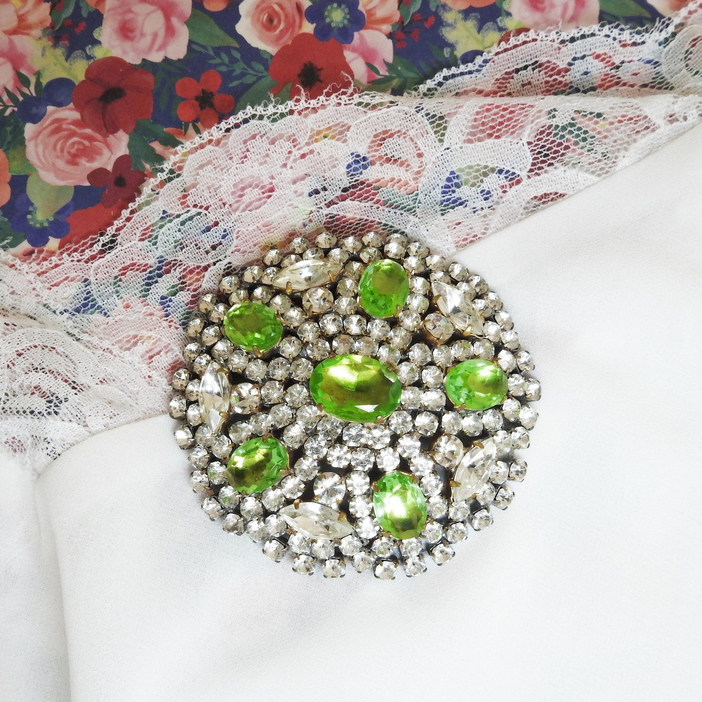 Elegant Austrian crystal brooch pin, retro green brooch, jewelry gift for her from husband, unique broach costume jewelry, gift for wife