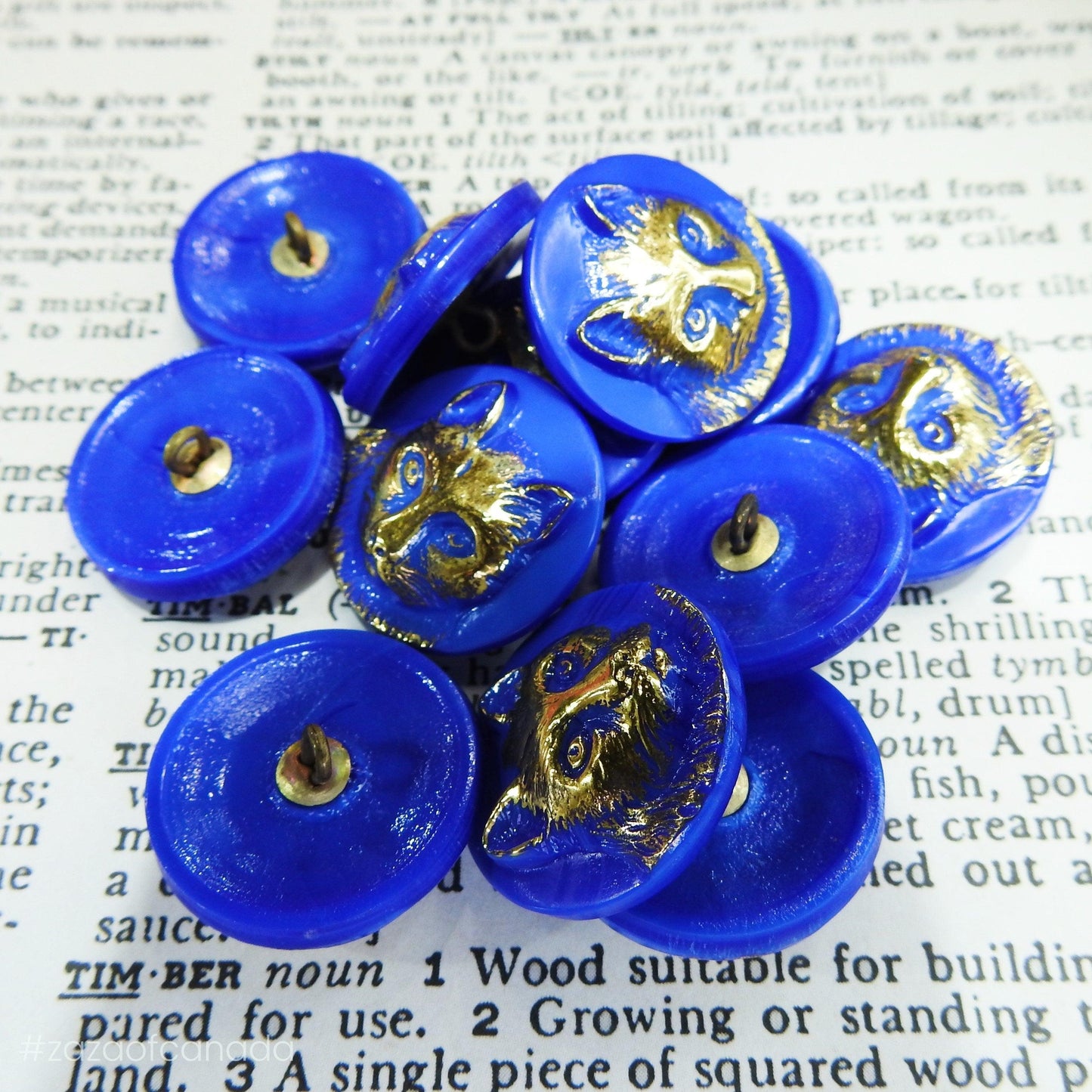 Glass buttons with cat for jewelry making, art project or embellish a tote, blue vintage style gift for cat lover | 20 mm, 0.787”, lot of 2