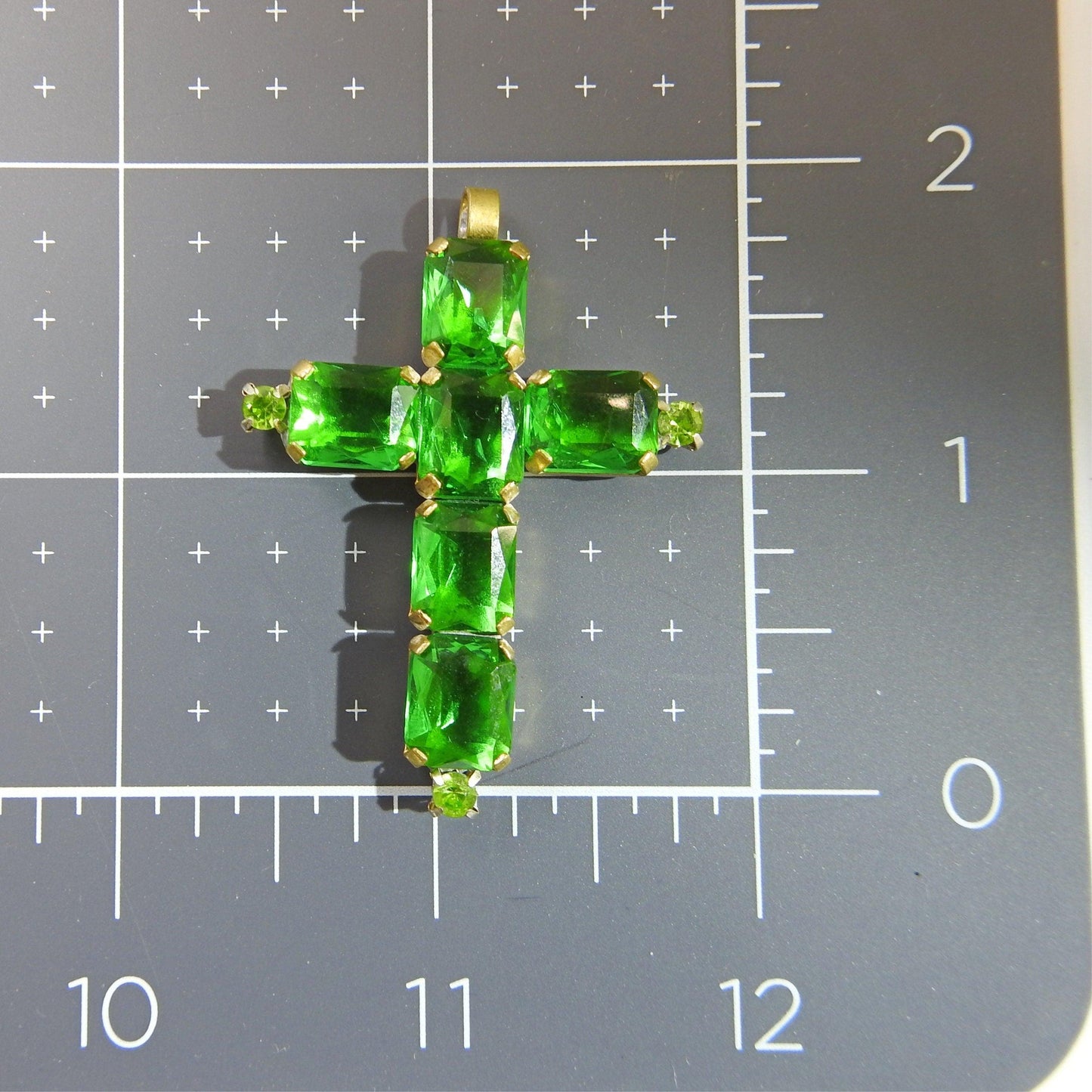 Green cross pendant for religious jewelry making, holy Christian roman cross for jewellery, catholic gift for adult baptism, gifts mom