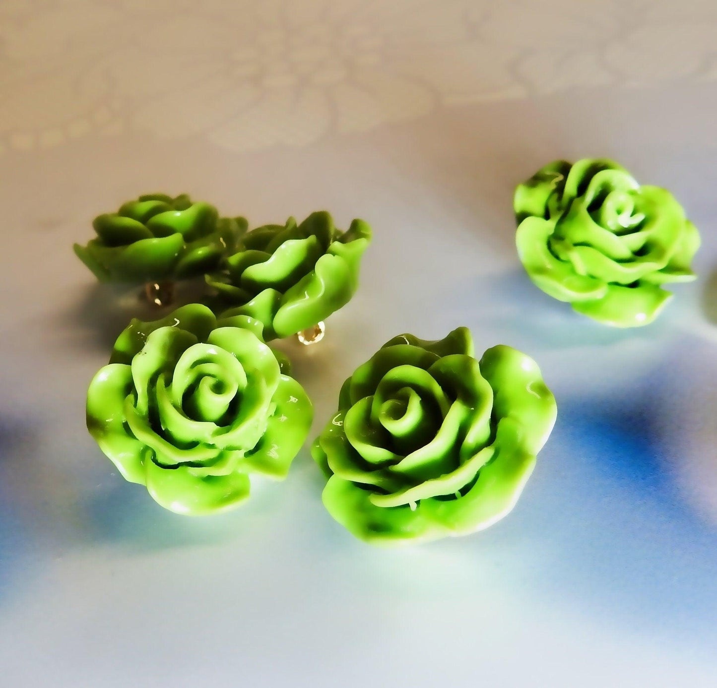 Fancy flower buttons with shank for sewing, button earrings and bracelets. Green colored rose shaped resin buttons for decorating bouquet