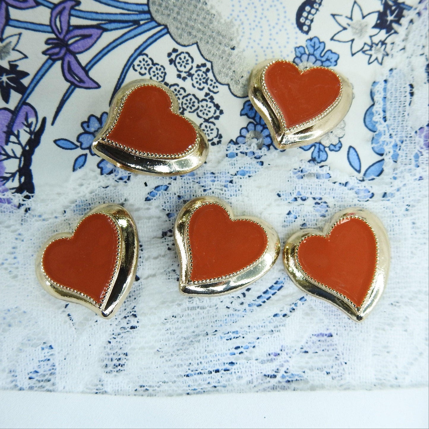 Vintage style metallic buttons heart made from enameled orange painted metal and shank back, assorted lot of 5, for craft, sewing, jewelry