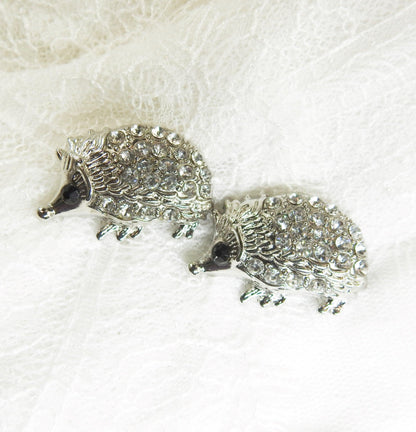 Hedgehog snap buttons for jewelry bracelet or fasteners embellishments for novelty clutch bags and purses. Rhinestone crystals animal snaps
