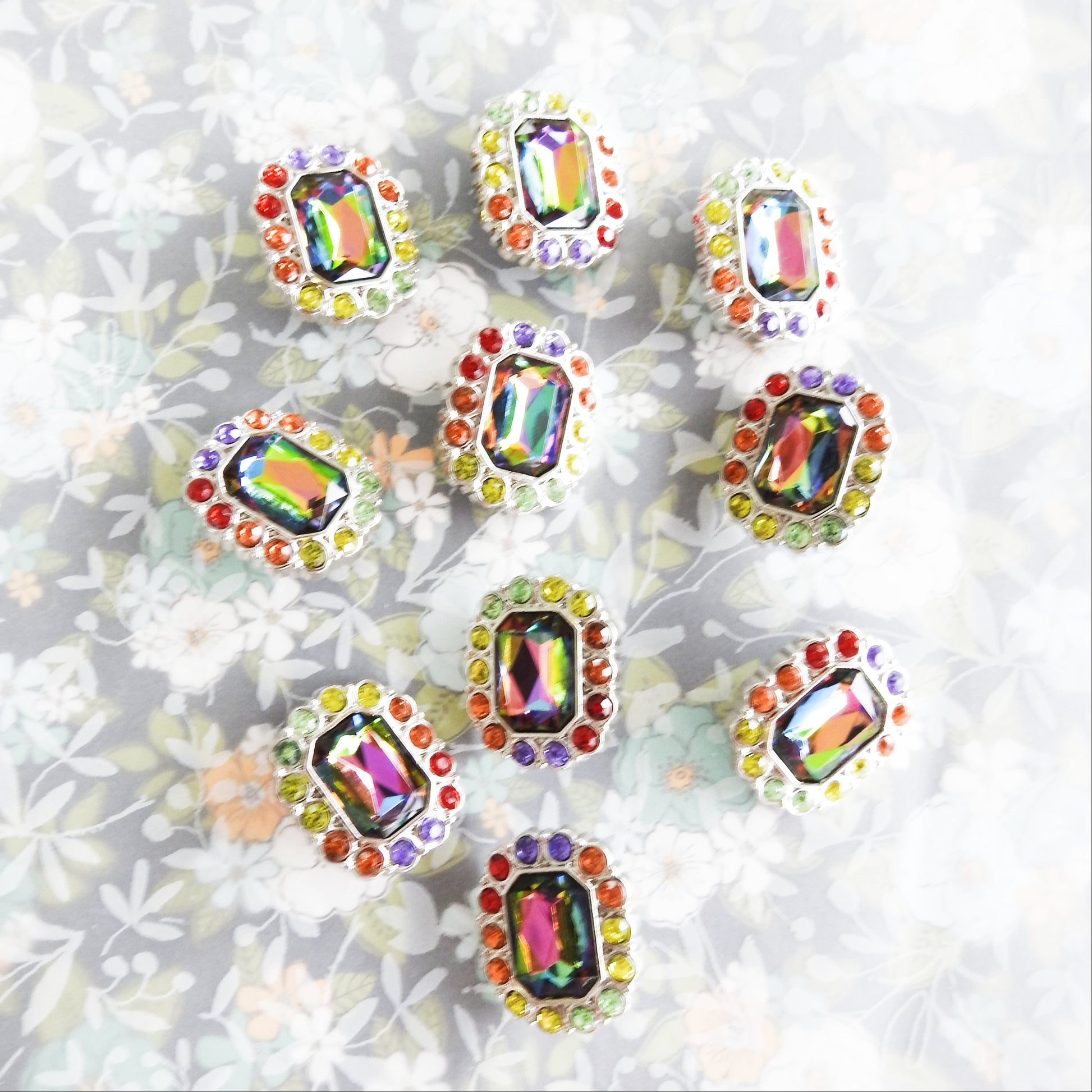Fancy big rhinestone buttons