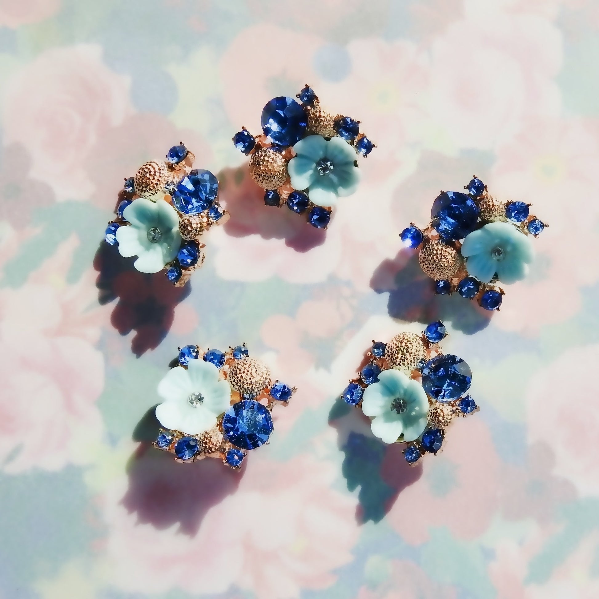 Blue flower-Shaped Buttons