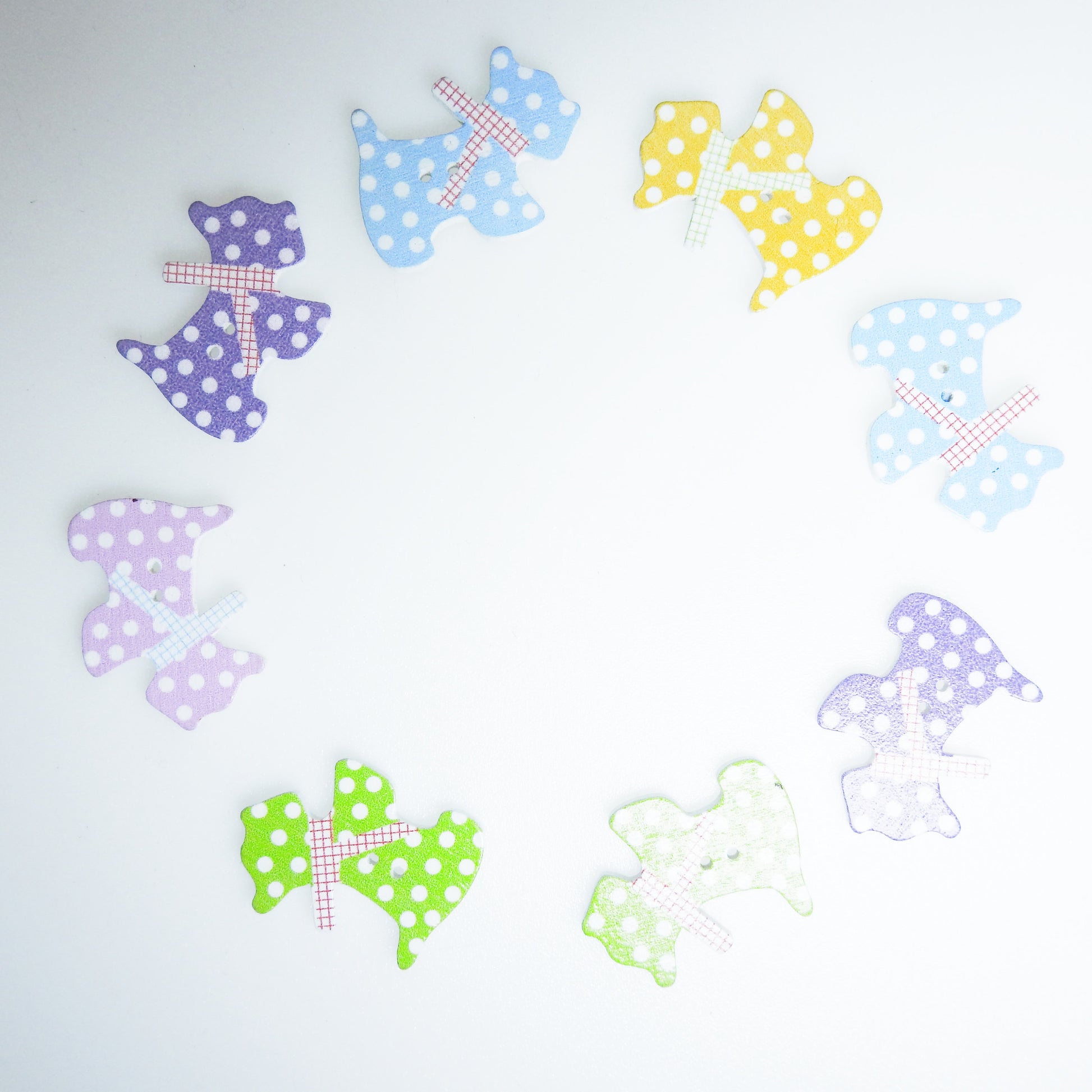 Colorful lot of 30 fun wood buttons, shaped like Scottish Terriers - For scrapbooking, sewing, and DIY projects - Sewing gift for pet lovers