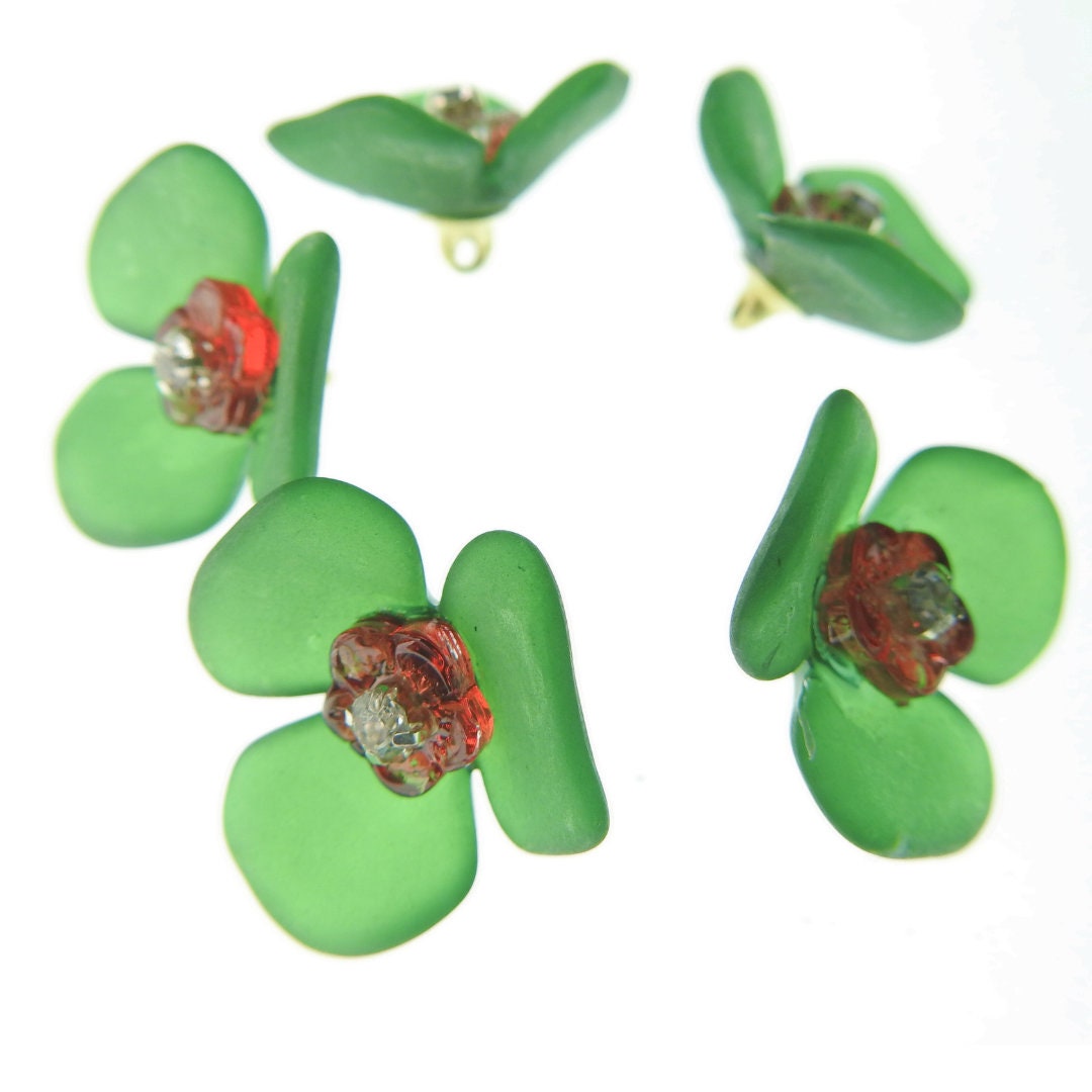 Cute Flower-Shaped Jewel Buttons