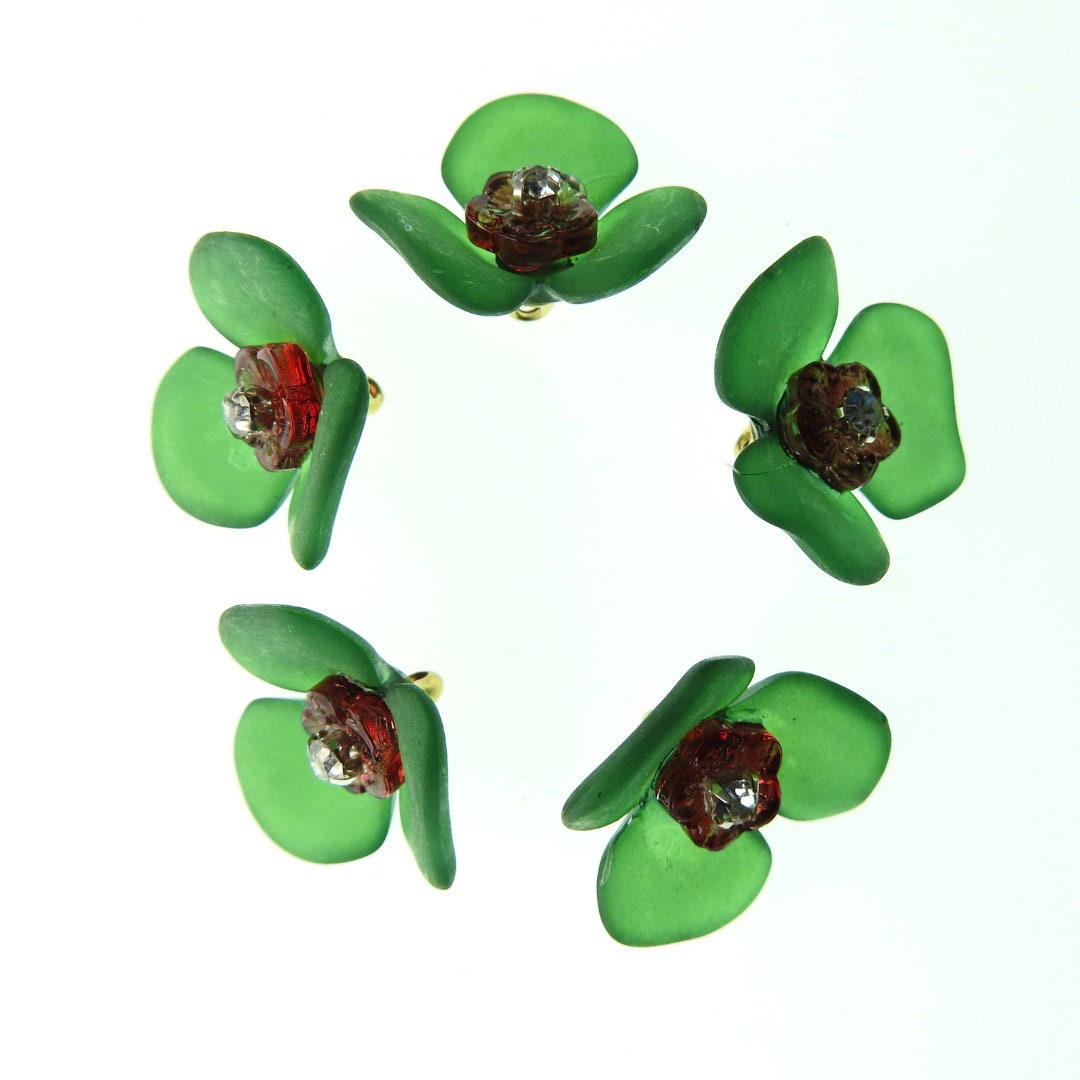 Cute Flower-Shaped Jewel Buttons