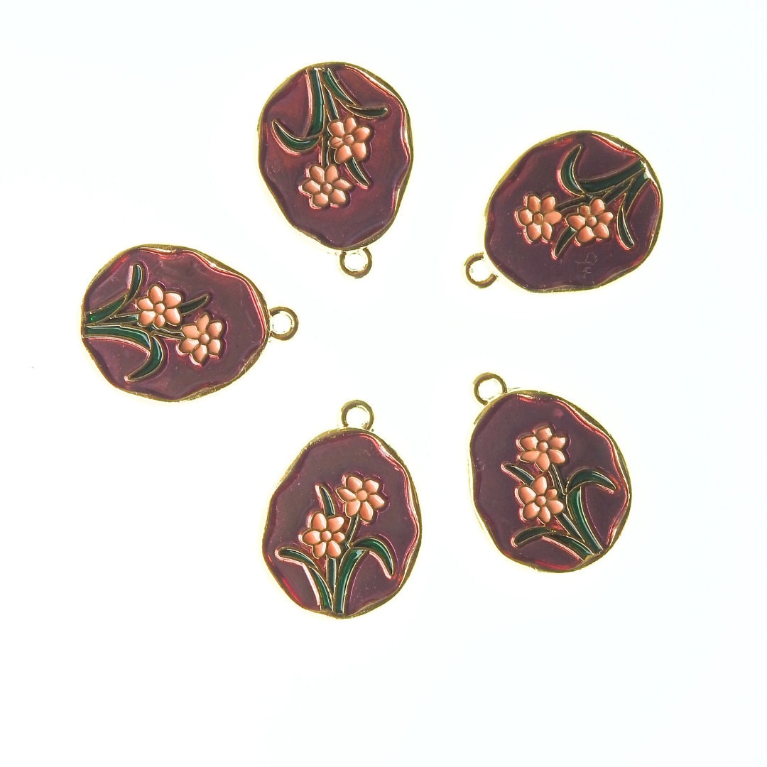 Vintage Flower Pattern Pendant Charms for Necklaces, floral dangle Earrings & Bracelets. Tulip or Daisy Design, Pink - Set of 5 - 23x16 mm
