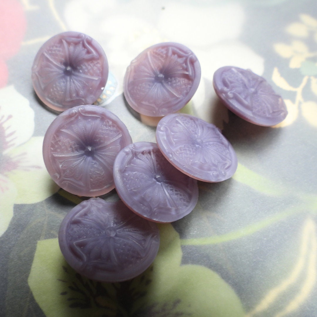 Rare Antique Czech Glass Buttons, purple With a Shank - Lot of 6, 18 mm - Cute Vintage buttons set - Purple sewing buttons - Gift for Moms