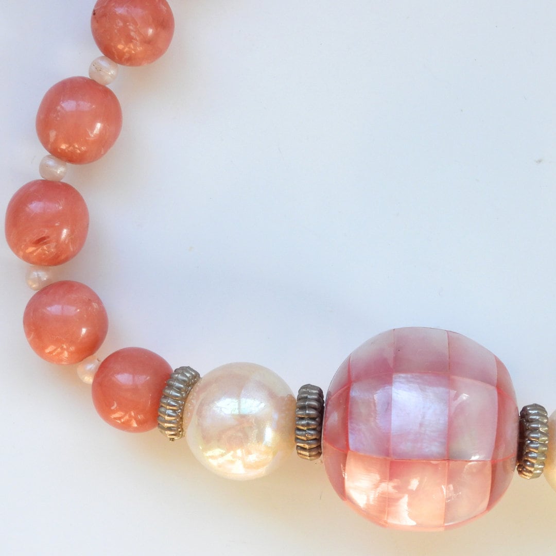 Pink beaded necklace for women - gifts for vintage fashion lovers - statement piece jewelry - Big choker style jewellery with pearl