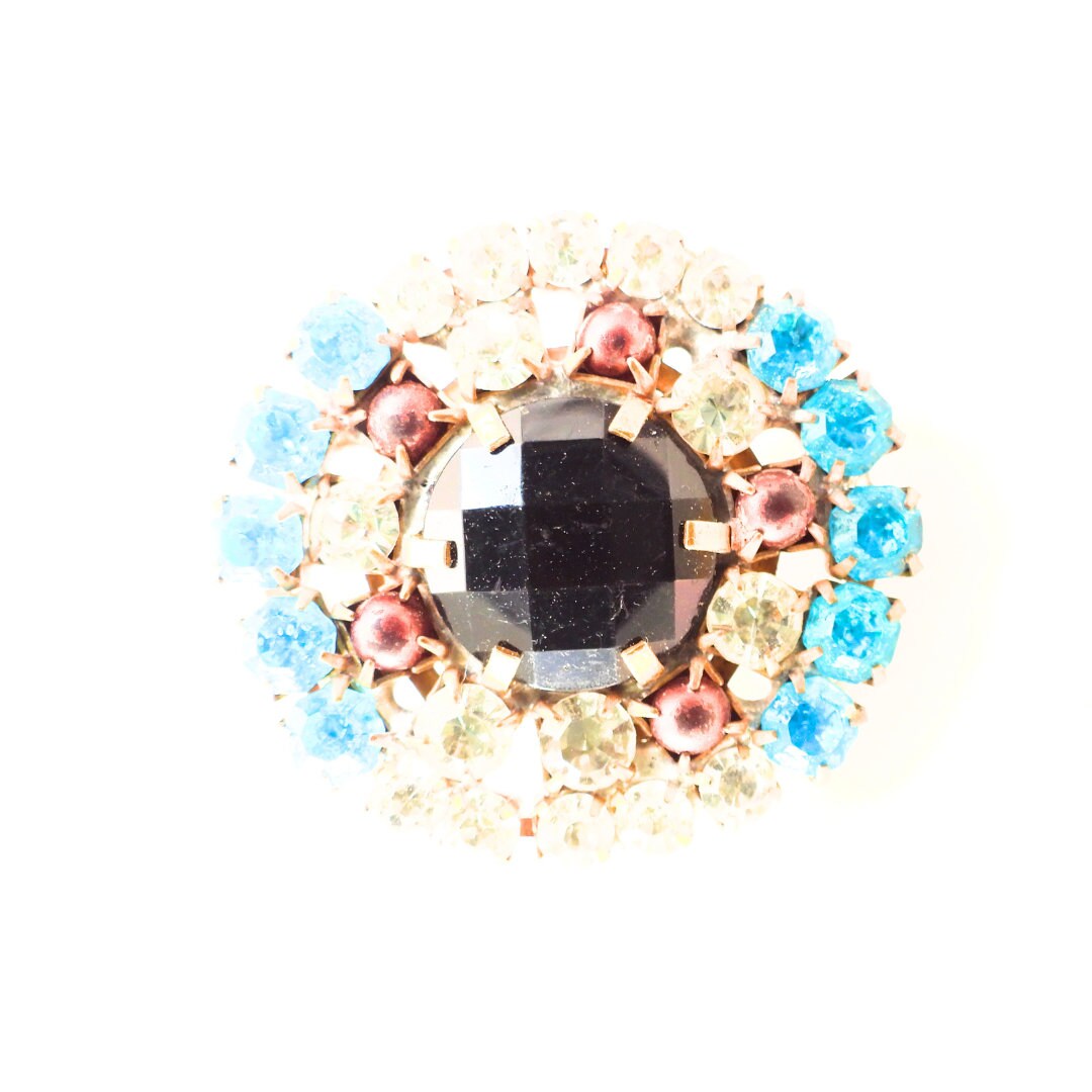 Glass button for embellishment