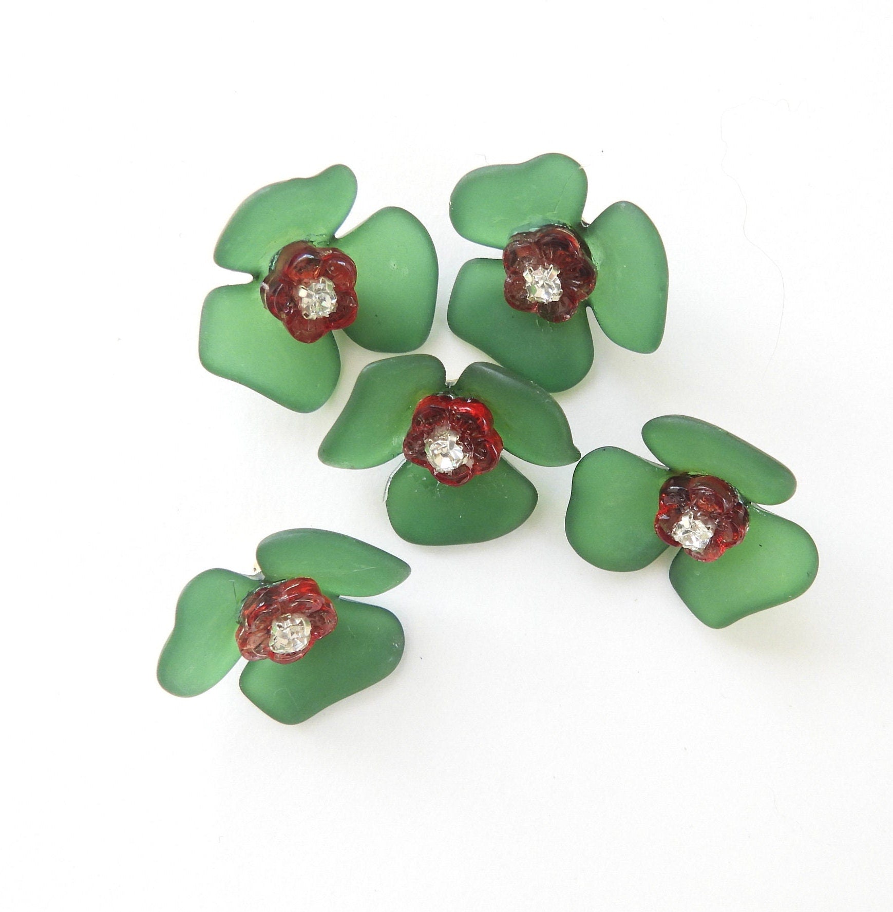 Cute Flower-Shaped Jewel Buttons