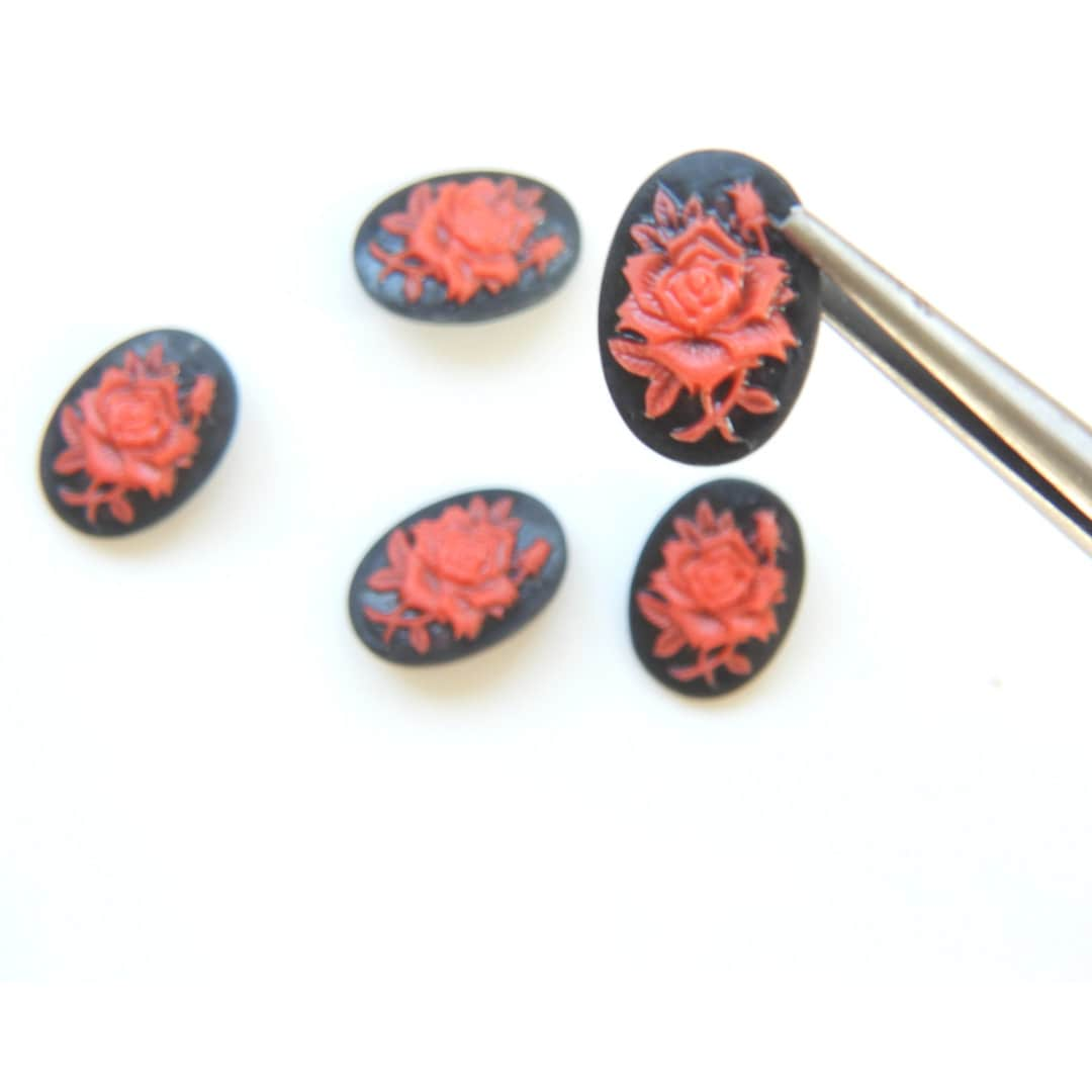 Black Red cameo buttons