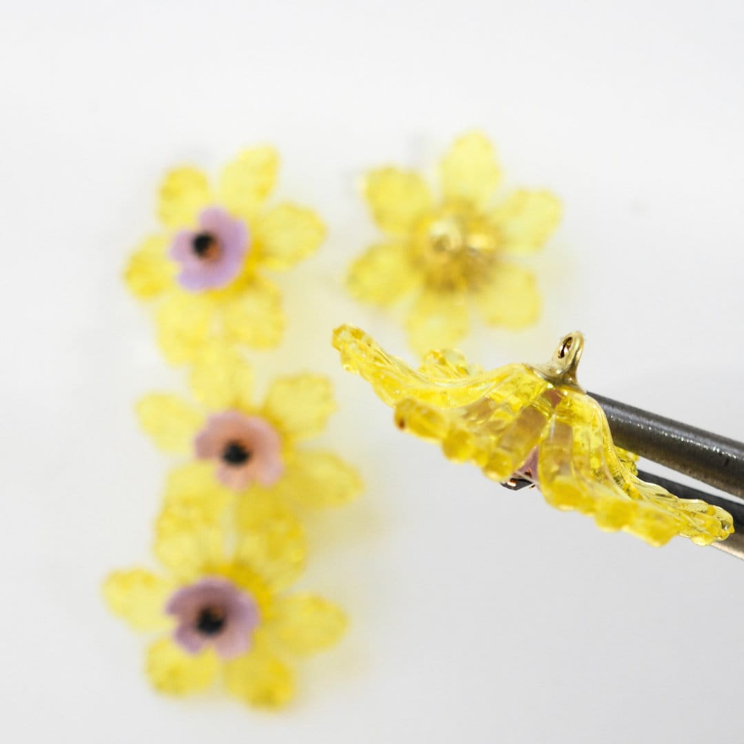 Fancy Flower Shaped with a shank - Purple and Lemon Yellow Buttons for Sewing on garments and accessories - Assorted