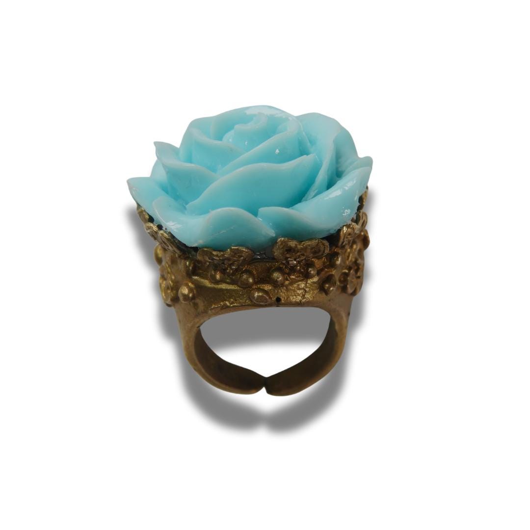 statement flower ring blue