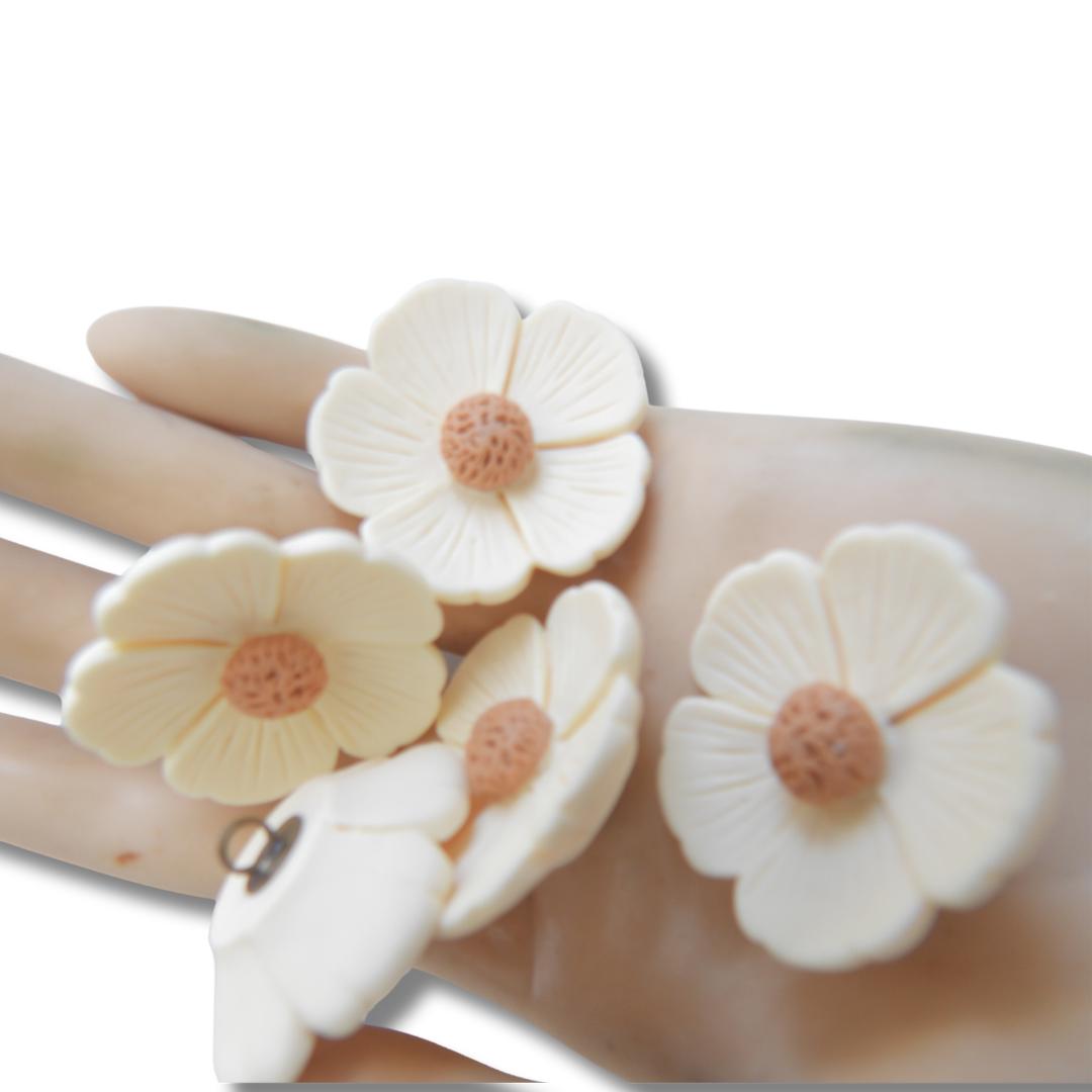 Beige Brown Flower Button Collection, Set of 5 with Shank for Sewing - Fall Winter Wedding Bouquets and Clothing Decoration