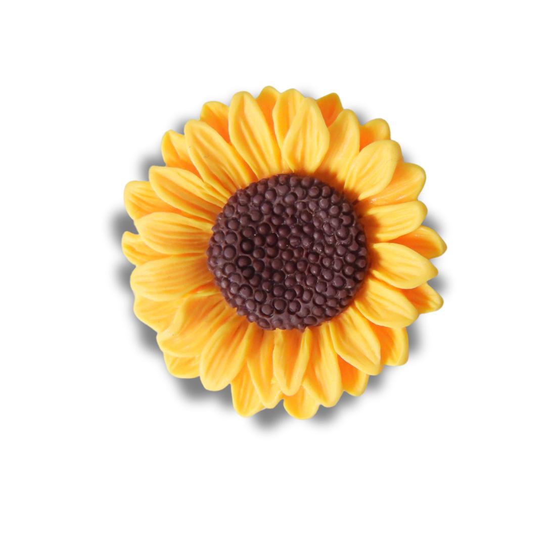 Large sunflower button with a shank for your fall-themed sewing or crafting projects - Yellow embellishment to sew on bags or hats - 40 mm