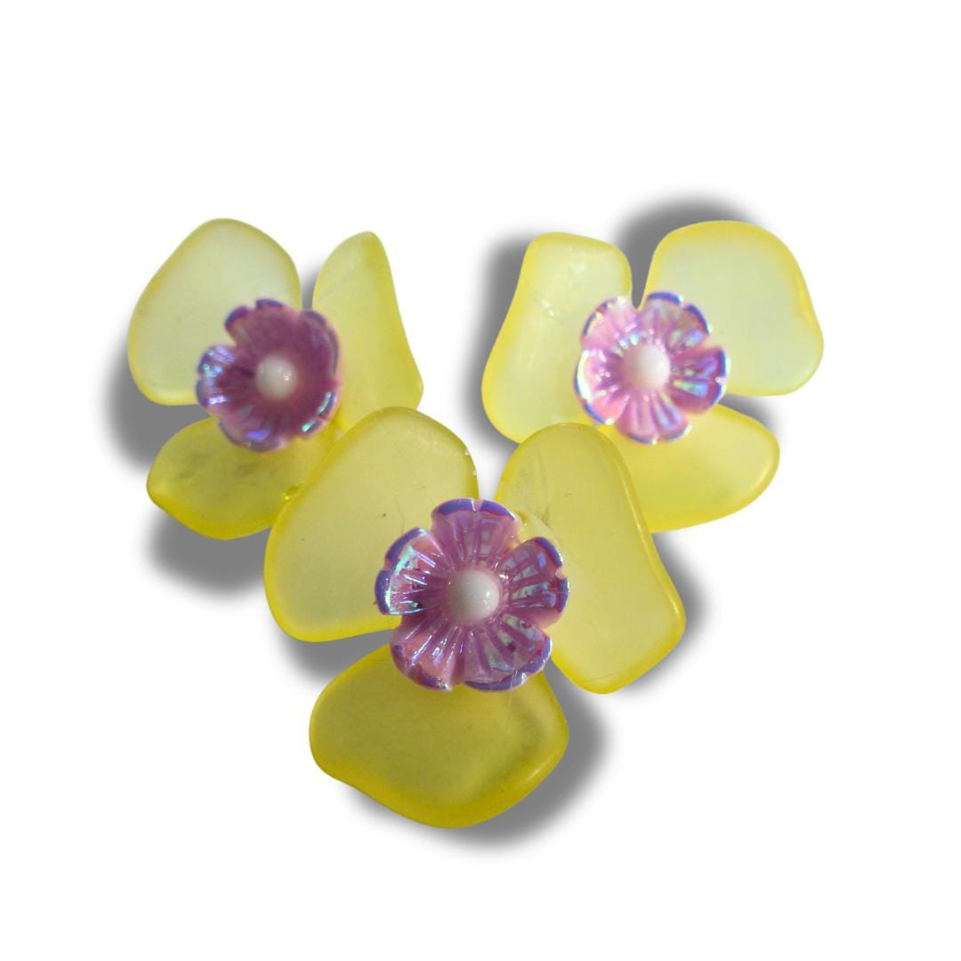 Flower Shaped Buttons – Set of 3, with a shank back - Perfect for Clothing, Jewelry Making and More - Gifts for someone who likes sewing