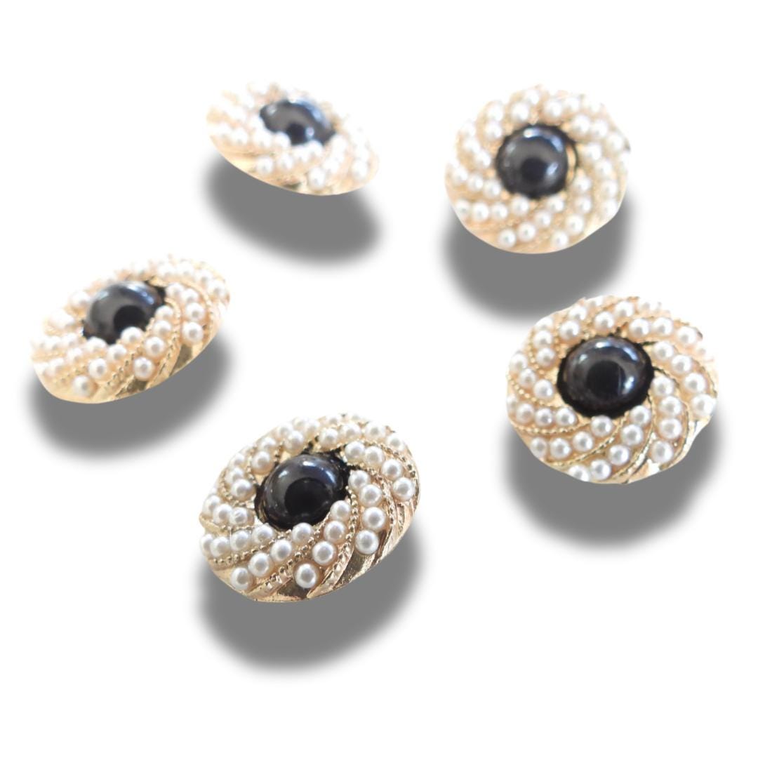 Chic black and gold buttons with tiny pearls—Nice for decorating blouses, sweaters, cardigans, shoes. A fancy touch for any sewing project!