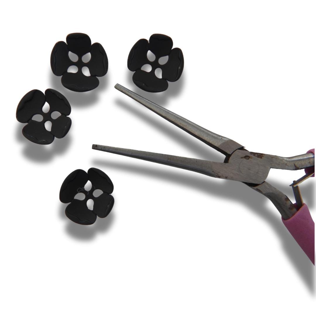 Metal flower-shaped buttons! Matte black, solid metal, made in Italy – perfect for jackets, coats, bags, and stylish DIY projects