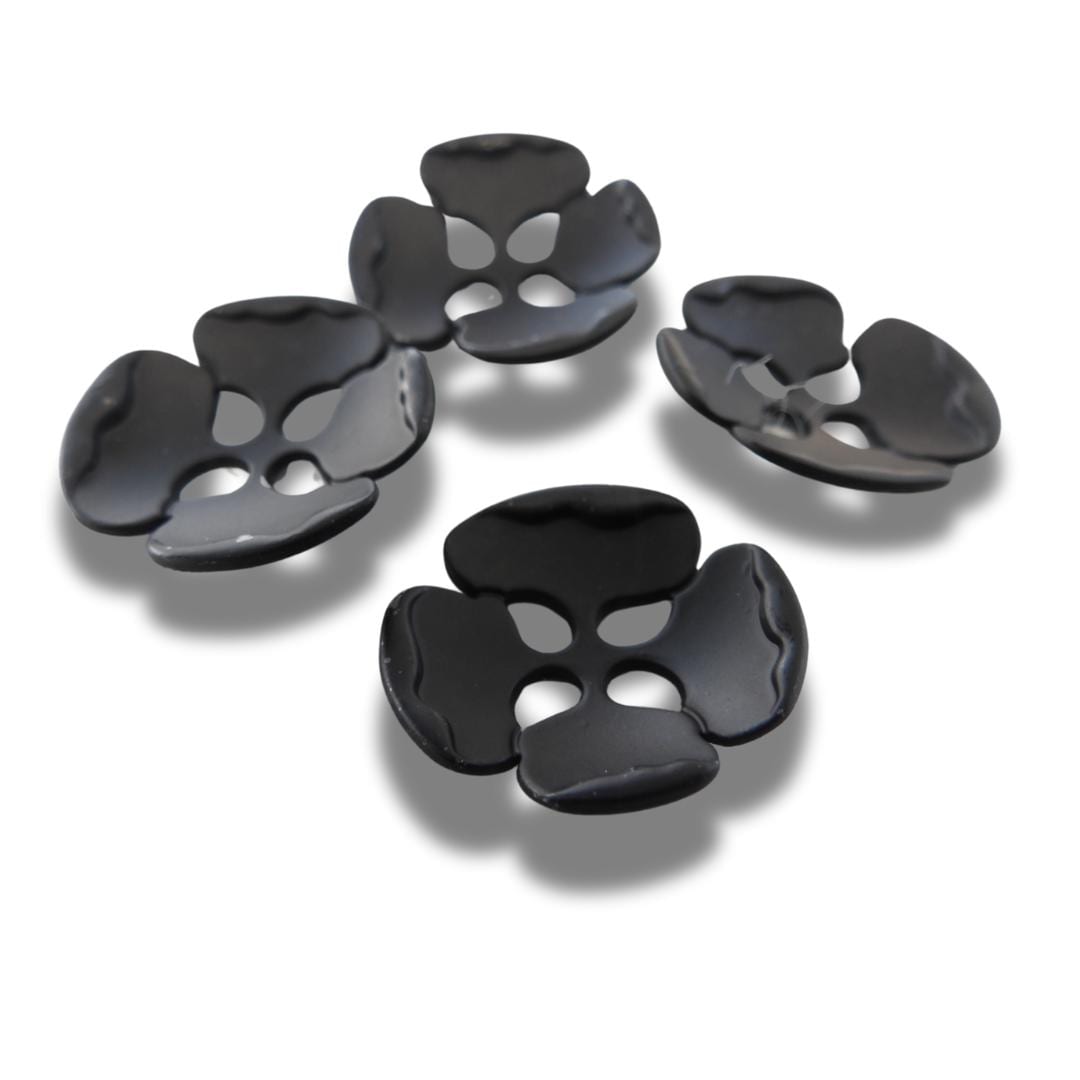 Metal flower-shaped buttons! Matte black, solid metal, made in Italy – perfect for jackets, coats, bags, and stylish DIY projects