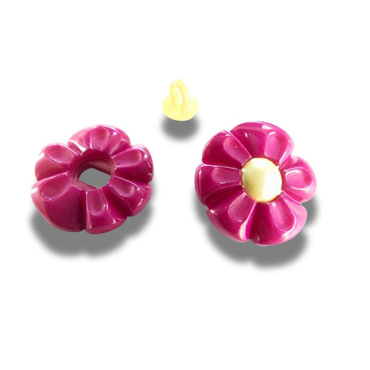 Set of 2 Flower-Shaped Buttons with Detachable Yellow Shank – 18 mm Dark Purple Petals, Lightweight & Perfect for Sewing or Craft Projects