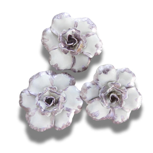 Hand-painted purple and white flower buttons for decorating hats, belts, and bridal décor. 32 mm, set of 3, with a shank, vintage-inspired.