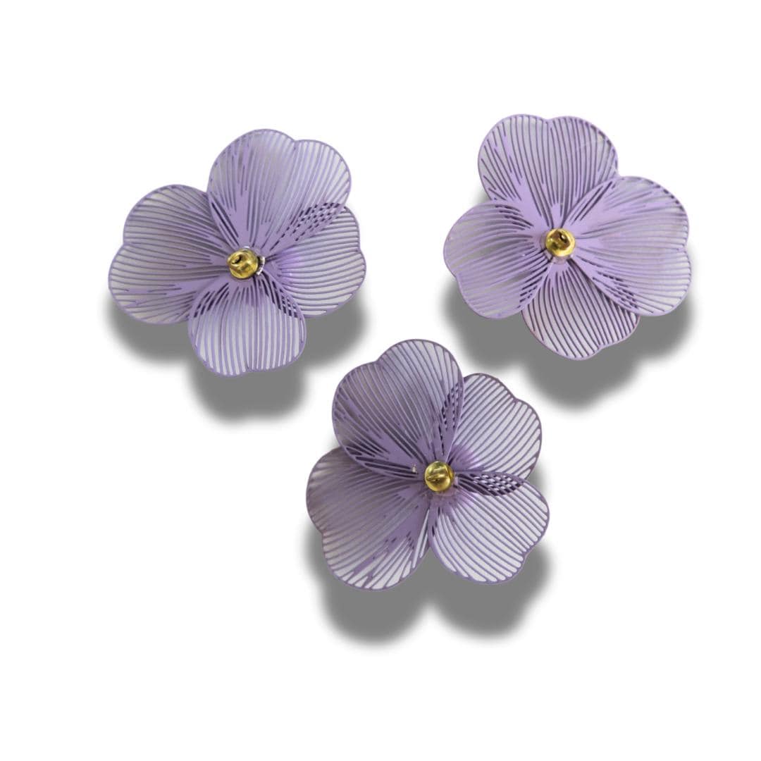 Set of 3 handmade flower buttons with purple petals and pearl centers. Lightweight and perfect for crafts, accessories, and summer decor.