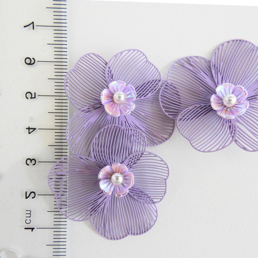 Set of 3 handmade flower buttons with purple petals and pearl centers. Lightweight and perfect for crafts, accessories, and summer decor.