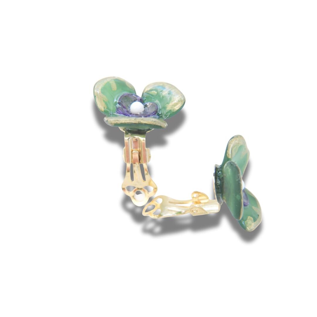 where can i get clip on earrings​

