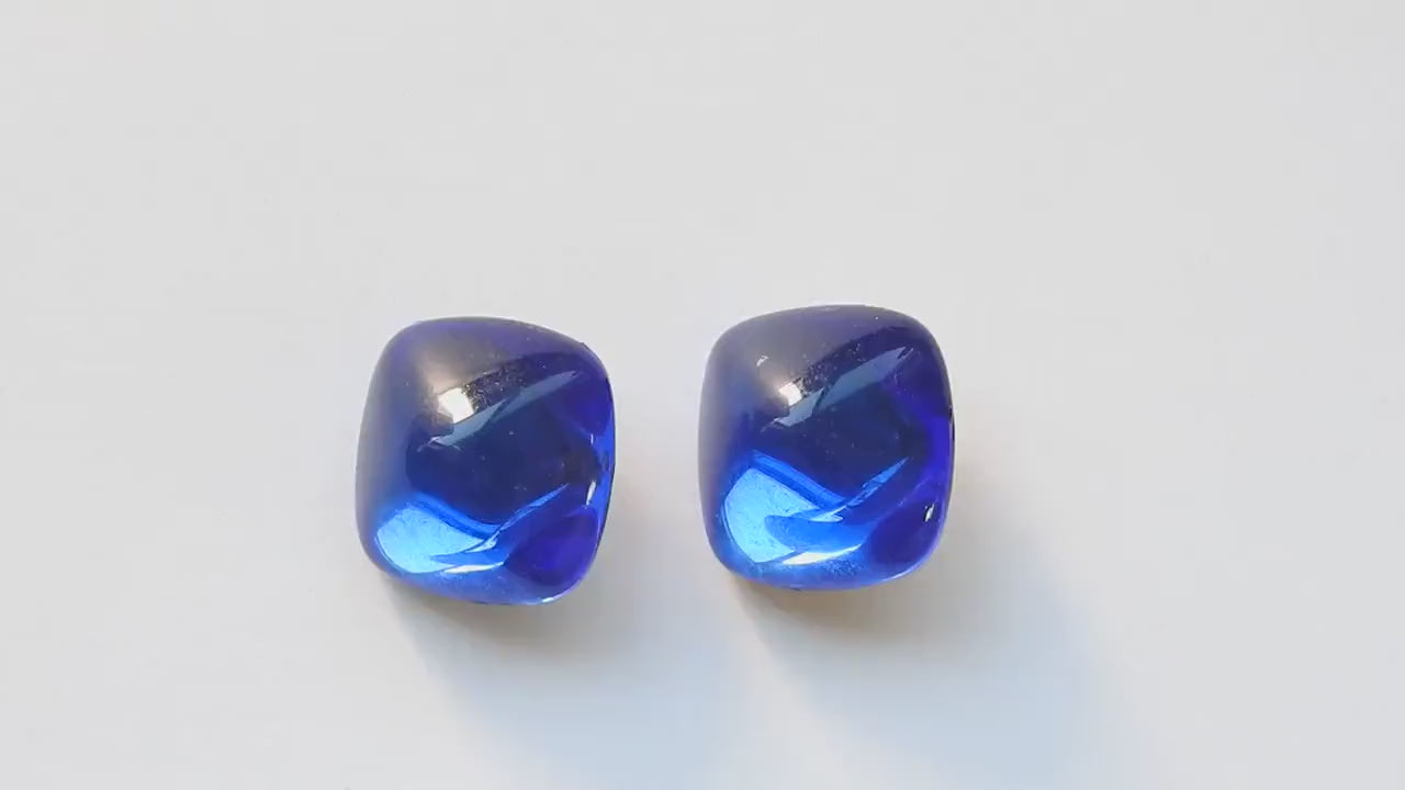 Vintage Blue Glass Buttons 15x15 mm