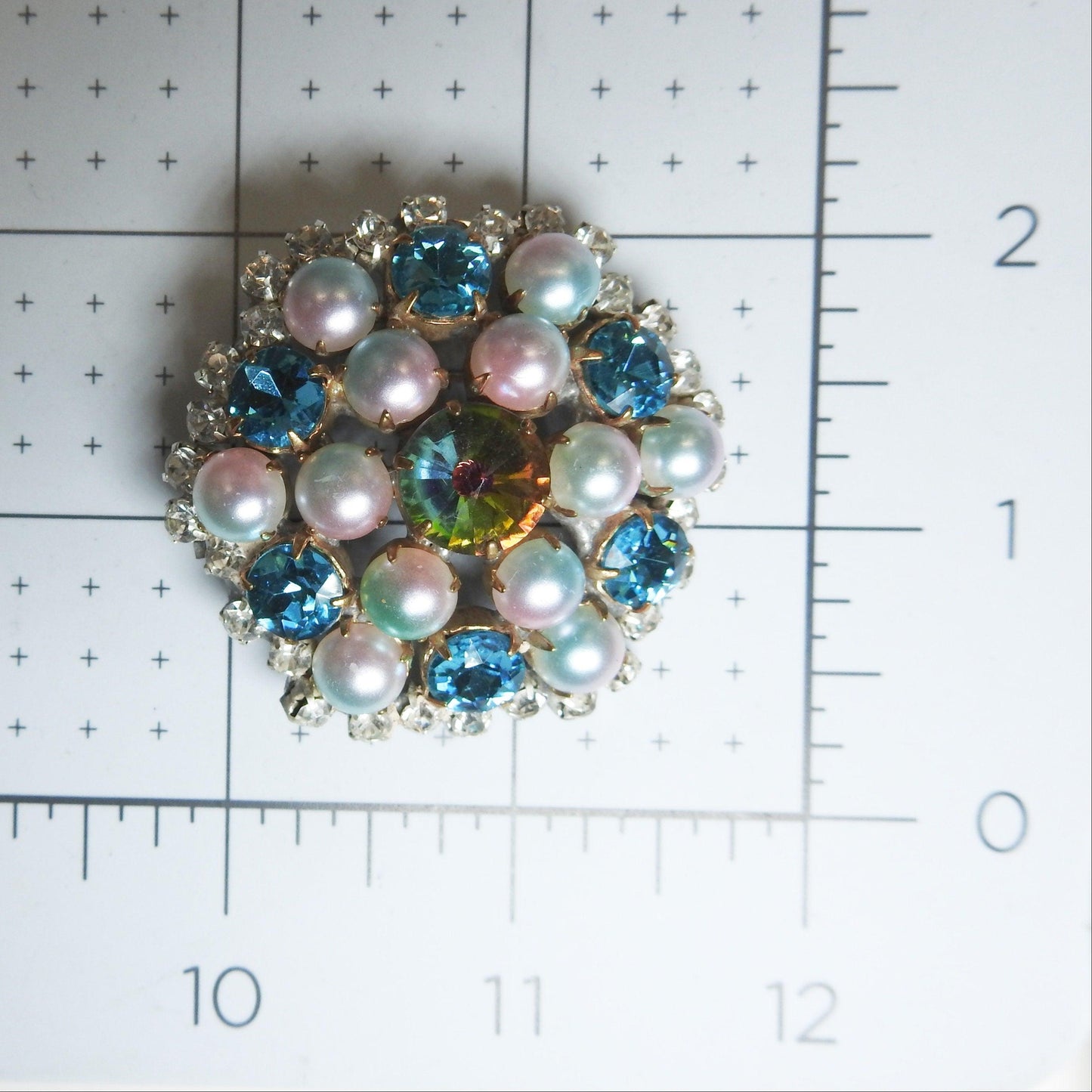 Round pearl brooch pin vintage, light bluish lilac, and white, for women. Pink blue pearlescent broach jewelry. Birthday gift for my wife