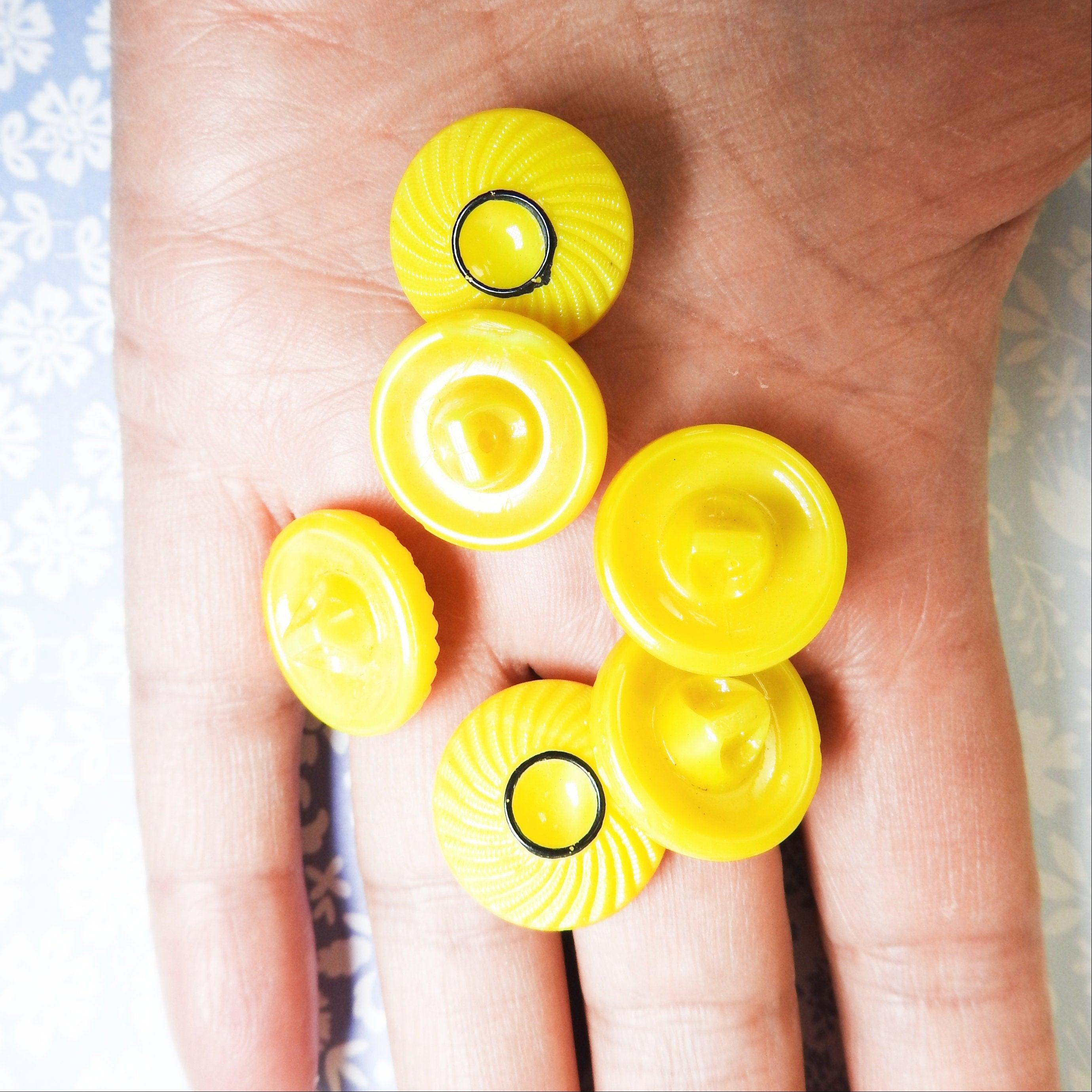 Yellow buttons for deals sale