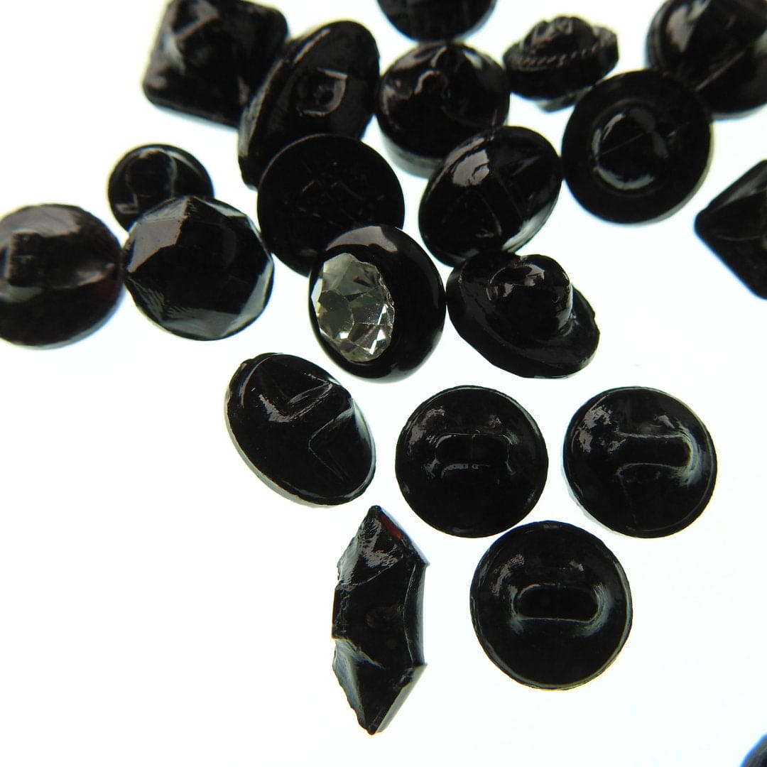 Tiny antique black buttons - lot of 40 - For sewing and jewelry. Gift idea for button enthusiasts. For coats, dresses, accessories. 5 mm