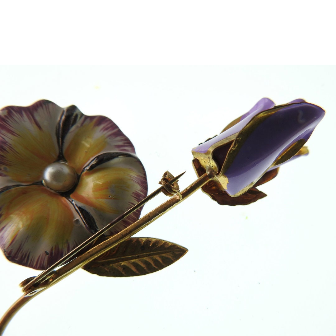 Purple and Vintage flower-shaped brooches: one tulip and one pansy. Retro gift ideas for mom, sister, bride, girlfriend. Era 1960s, Mod