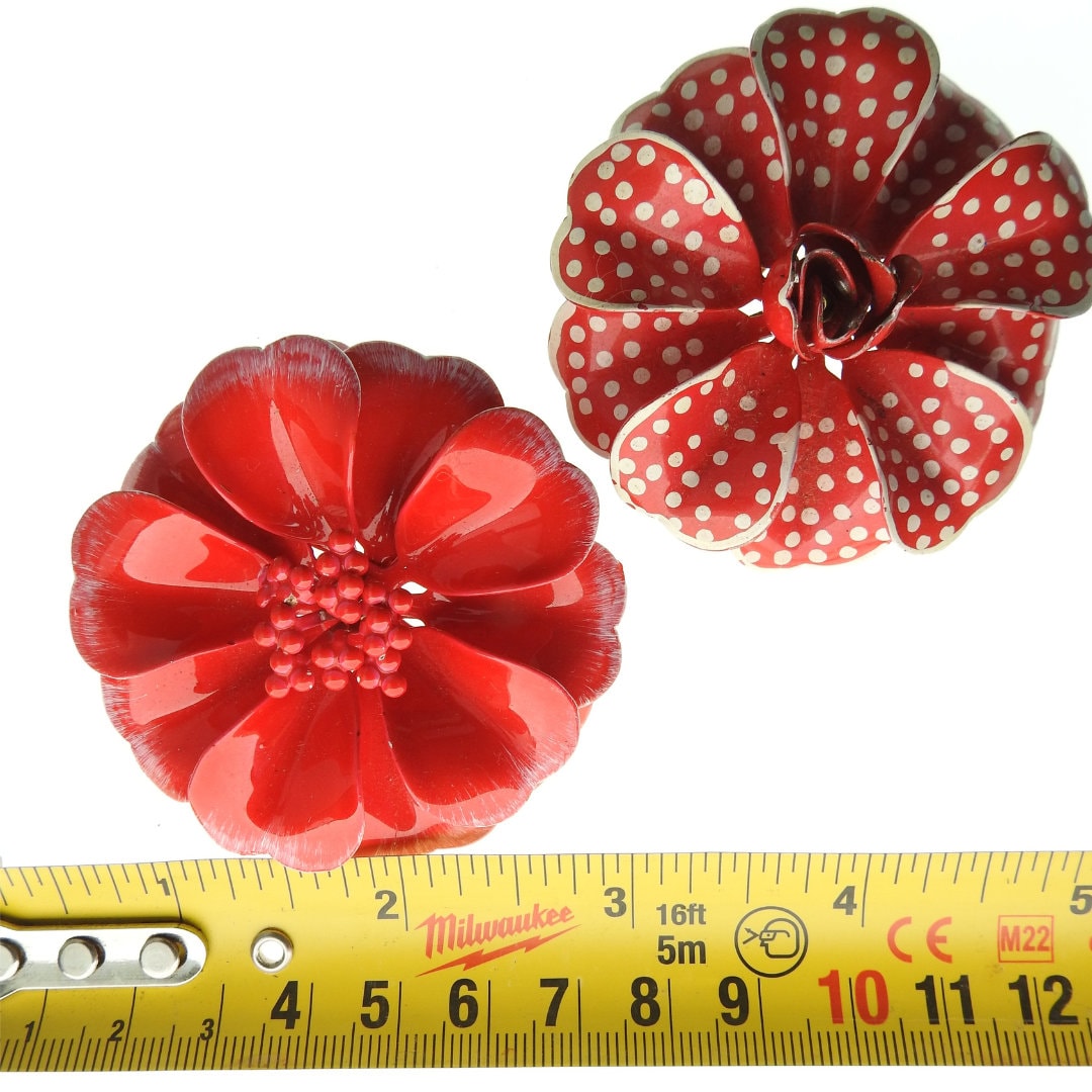 Red vintage metal flower brooches for women. Set of two antique enamel floral pins. 50s 60s style Christmas gift ideas for wife or mother.