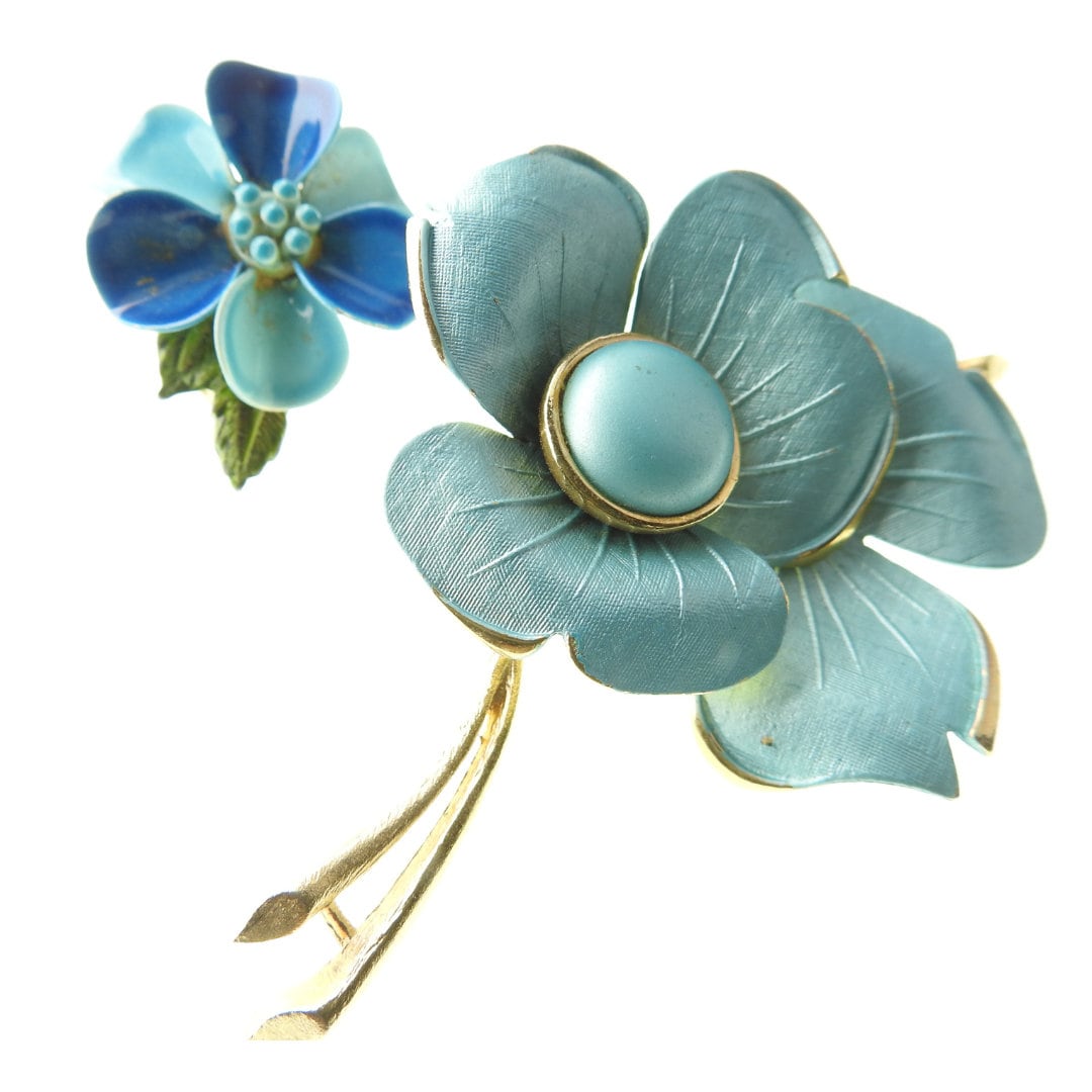 Vintage light blue brooch pins flower