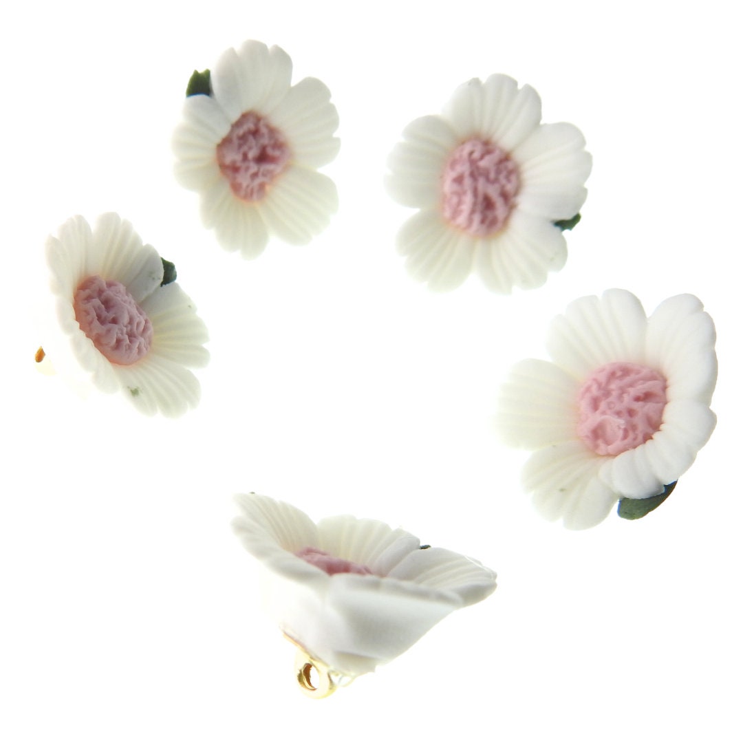Pink white ceramic buttons, daisy flower shape, and 3 dimensional. For stitching, knitting or sewing on clothes and jewelry. Set of 5, 17 mm