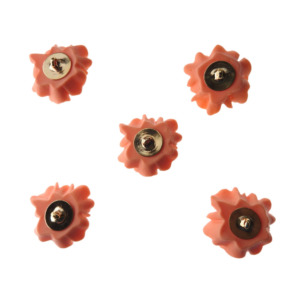 Large floral shank buttons for sewing and crafts - 5 pces, 25 mm, 1 in, orange - Embellishments for flower-themed party. Fun cool design.